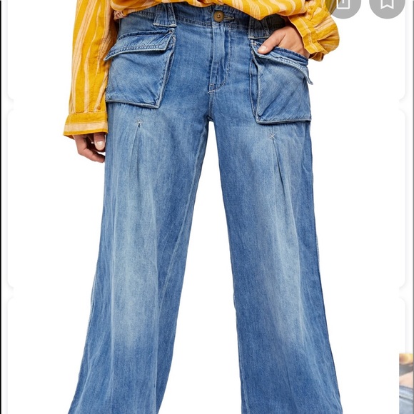 wide leg baggy jeans